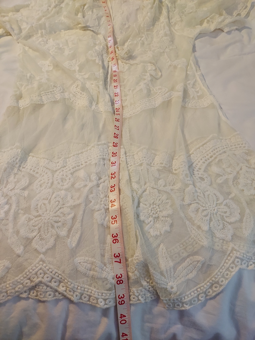 Francesca's Mi Ami Ivory Lace Boho Feminine Kimono - Picture 5 of 8